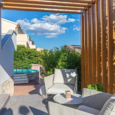 Antonio 아파트 시베니크