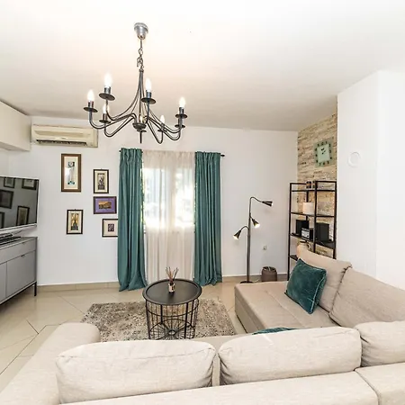 Antonio Διαμέρισμα Σίμπενικ